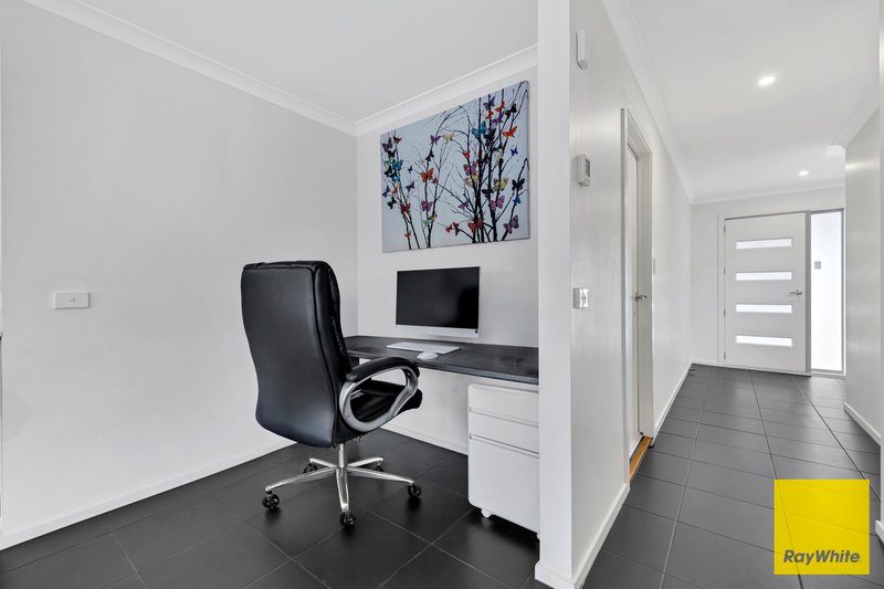 Photo - 8 Dingo Street, Point Cook VIC 3030 - Image 15