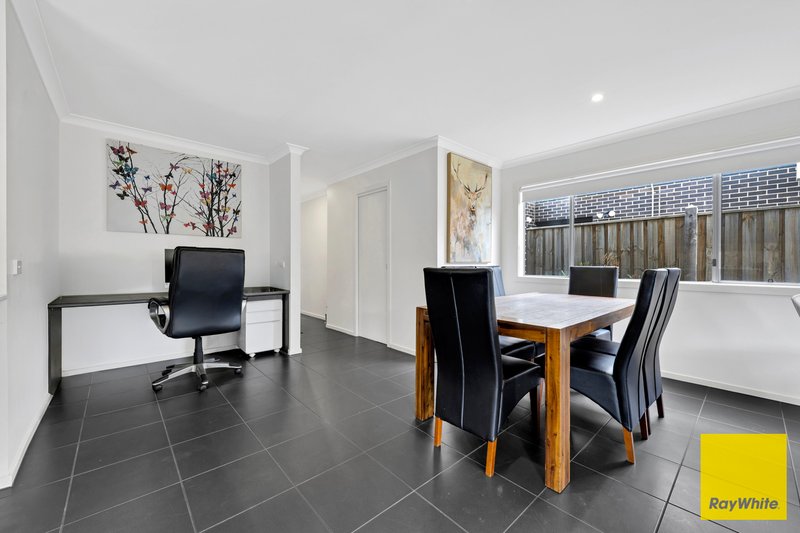 Photo - 8 Dingo Street, Point Cook VIC 3030 - Image 19