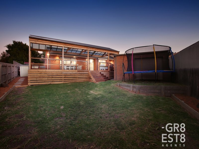 Photo - 8 Diosma Court, Narre Warren VIC 3805 - Image 14