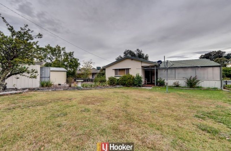 Photo - 8 Diselma Place, Rivett ACT 2611 - Image 15