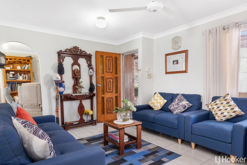 Photo - 8 Doblo Avenue, Norman Gardens QLD 4701 - Image 3