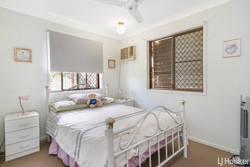 Photo - 8 Doblo Avenue, Norman Gardens QLD 4701 - Image 11