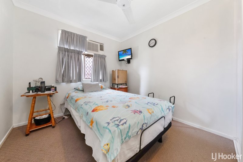 Photo - 8 Doblo Avenue, Norman Gardens QLD 4701 - Image 12