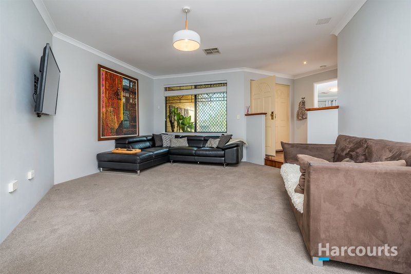 Photo - 8 Doddington Way, Quinns Rocks WA 6030 - Image 4