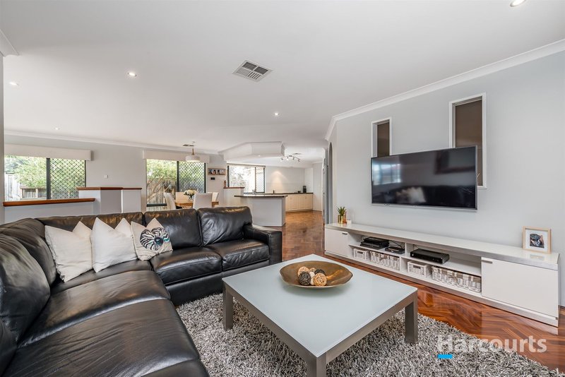 Photo - 8 Doddington Way, Quinns Rocks WA 6030 - Image 6