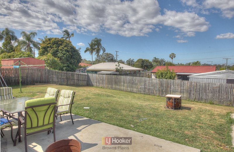 Photo - 8 Dombeyah Street, Crestmead QLD 4132 - Image 2