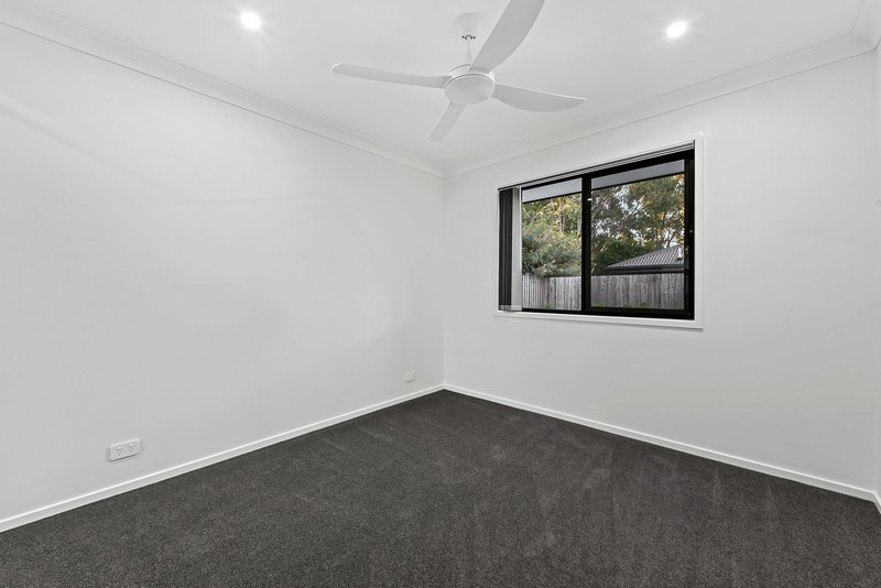Photo - 8 Doncaster Street, Heritage Park QLD 4118 - Image 12