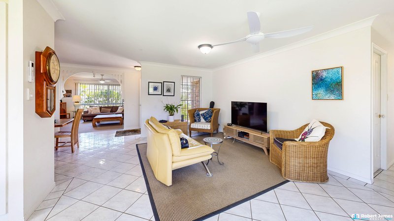 Photo - 8 Donovan Court, Tewantin QLD 4565 - Image 6