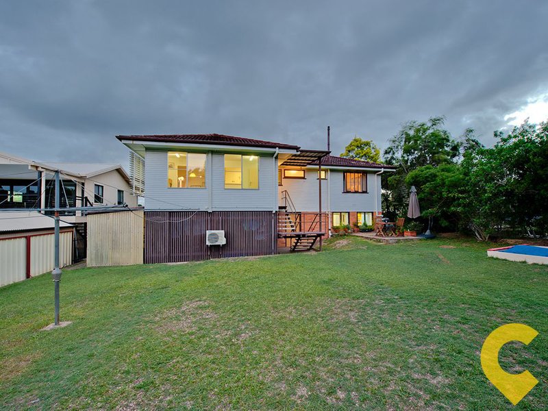 Photo - 8 Dooloo Crescent, Ferny Hills QLD 4055 - Image 22