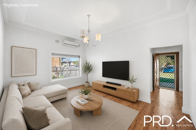 Photo - 8 Doris Street, Picnic Point NSW 2213 - Image 4