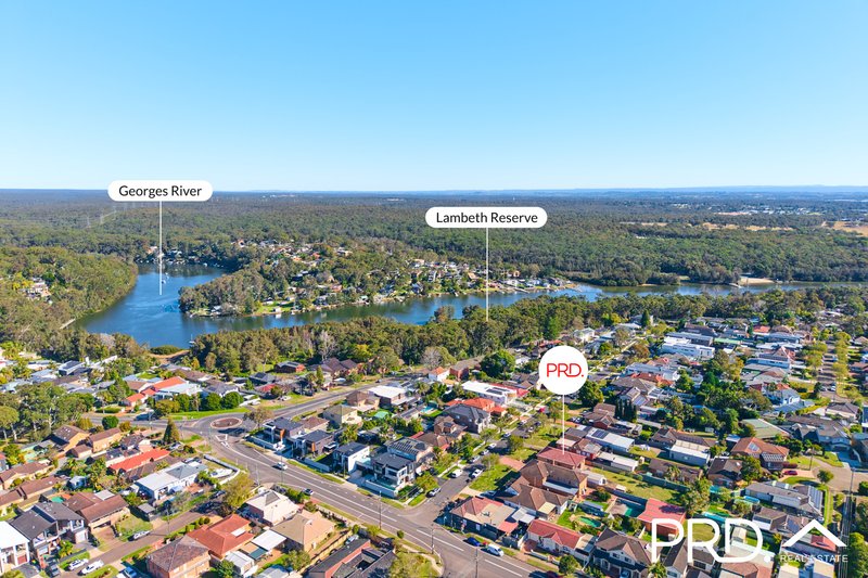 Photo - 8 Doris Street, Picnic Point NSW 2213 - Image 15