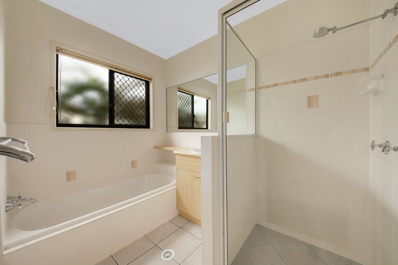 Photo - 8 Douglas Street, Tannum Sands QLD 4680 - Image 10