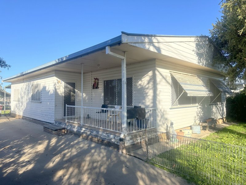 Photo - 8 Downer Avenue, Moree NSW 2400 - Image 2