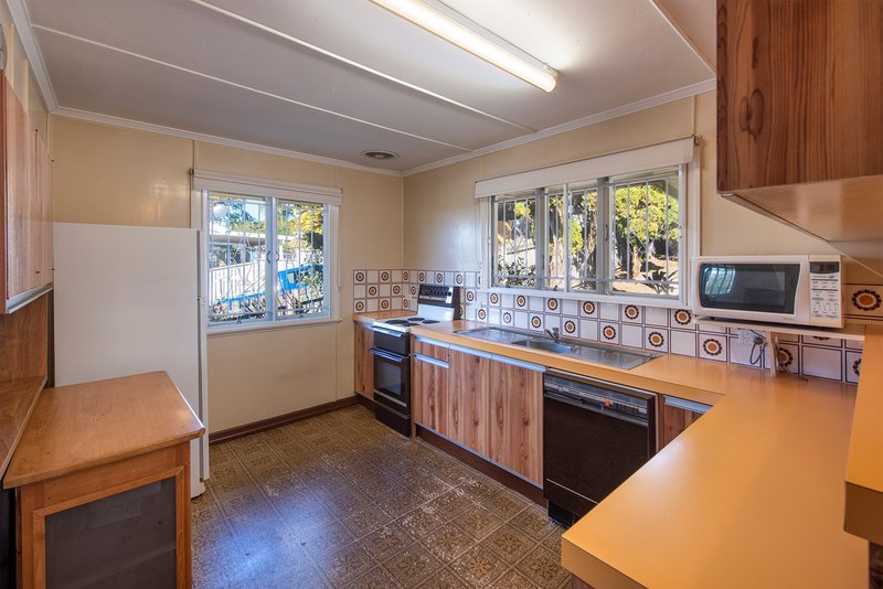 Photo - 8 Drury Lane, Mount Gravatt East QLD 4122 - Image 3