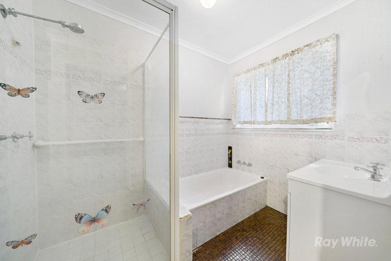 Photo - 8 Dryade Street, Regents Park QLD 4118 - Image 10