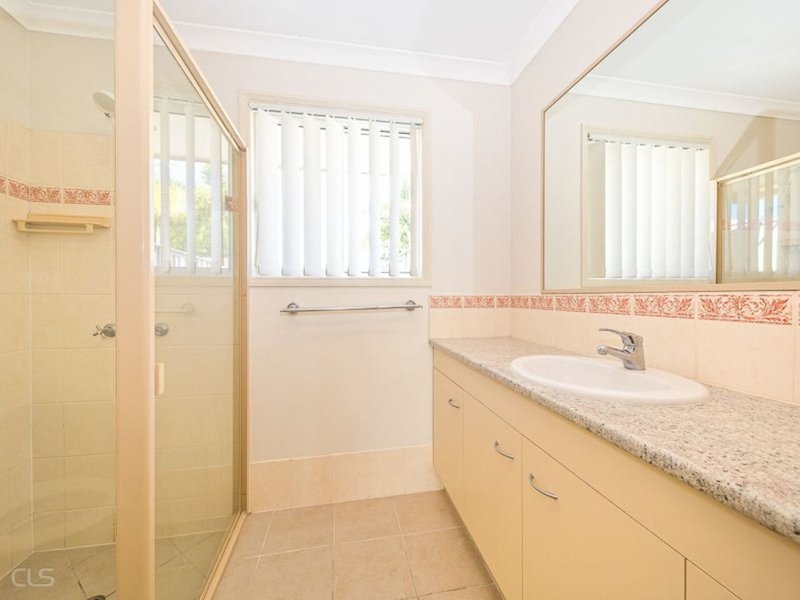 Photo - 8 Dugong Crescent, Banksia Beach QLD 4507 - Image 5