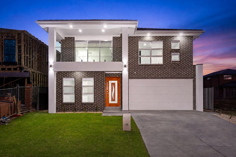 Photo - 8 Durack Avenue, Catherine Field NSW 2557 - Image 1