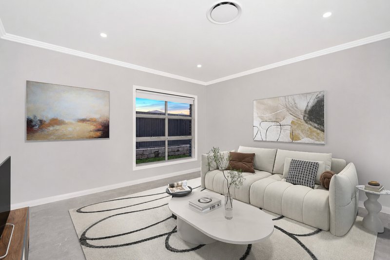 Photo - 8 Durack Avenue, Catherine Field NSW 2557 - Image 3