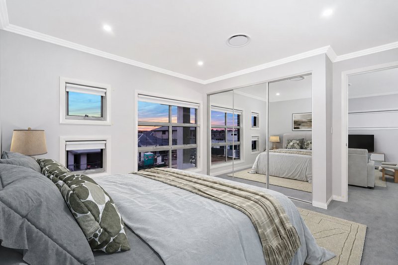 Photo - 8 Durack Avenue, Catherine Field NSW 2557 - Image 14