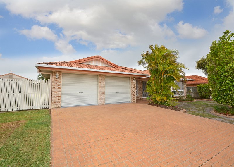 Photo - 8 Durham Court, Kawungan QLD 4655 - Image 2