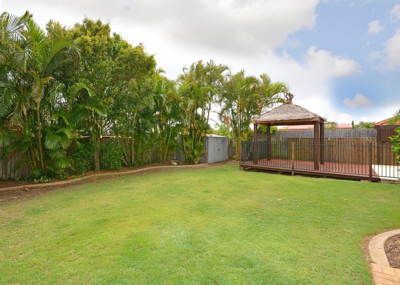 Photo - 8 Durham Court, Kawungan QLD 4655 - Image 20