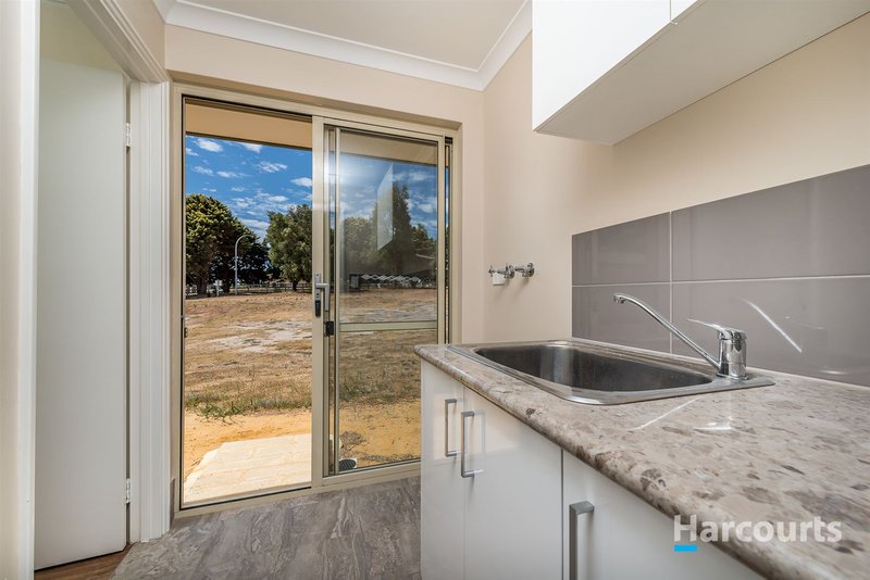 Photo - 8 Durrol Grove, Gingin WA 6503 - Image 12