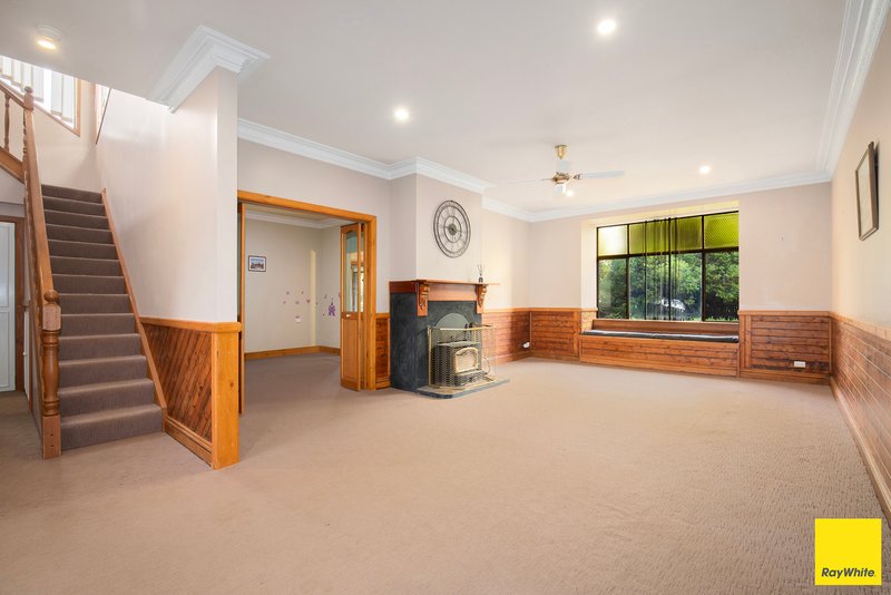 Photo - 8 Dutton Parade, Guyra NSW 2365 - Image 3