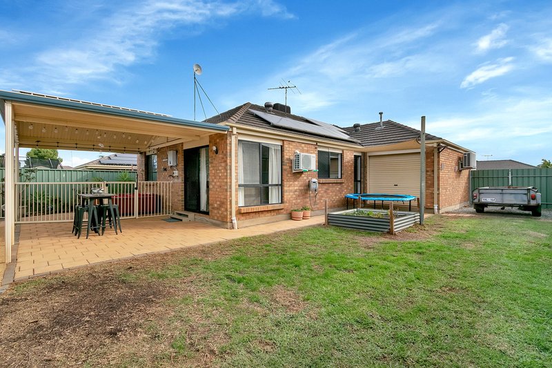 Photo - 8 Dylan Close, Munno Para West SA 5115 - Image 13