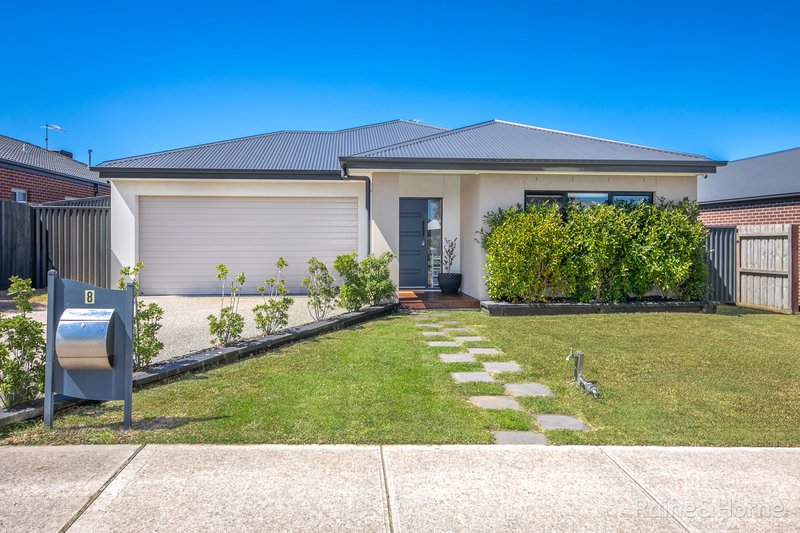 8 Eagle Ridge, Gisborne VIC 3437