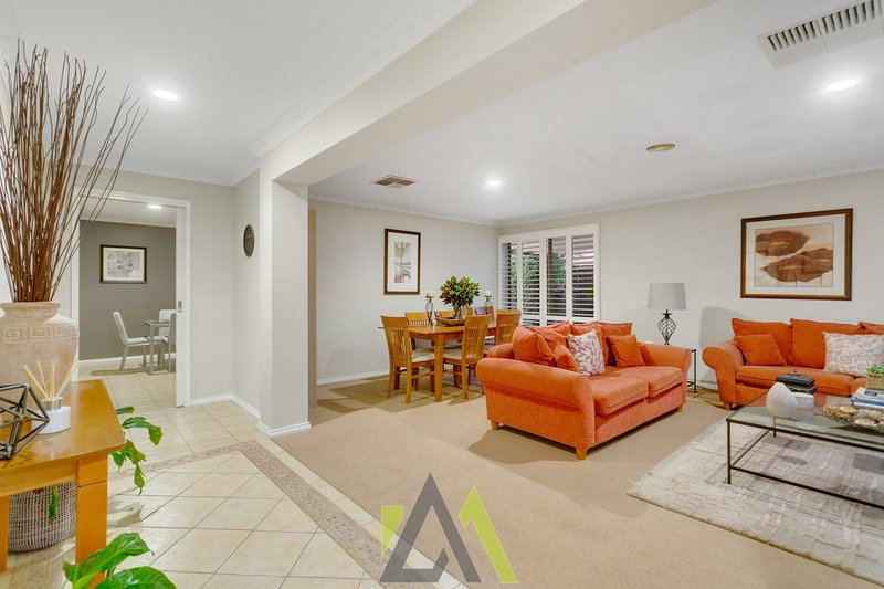 Photo - 8 Ebony Drive, Langwarrin VIC 3910 - Image 2