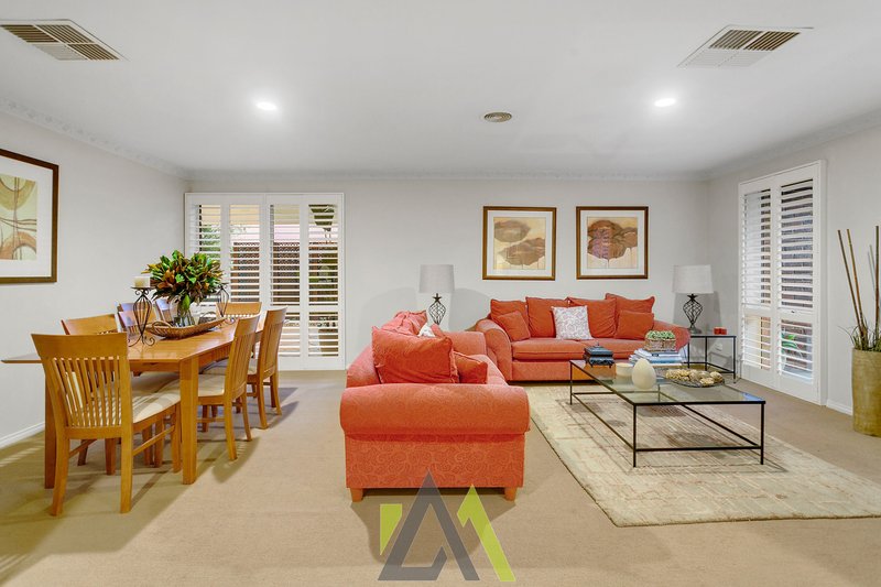 Photo - 8 Ebony Drive, Langwarrin VIC 3910 - Image 3