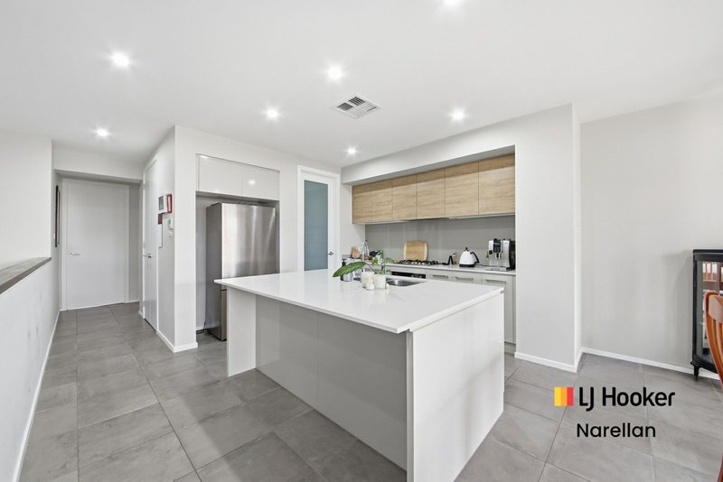 Photo - 8 Eccles Lane, Oran Park NSW 2570 - Image 4