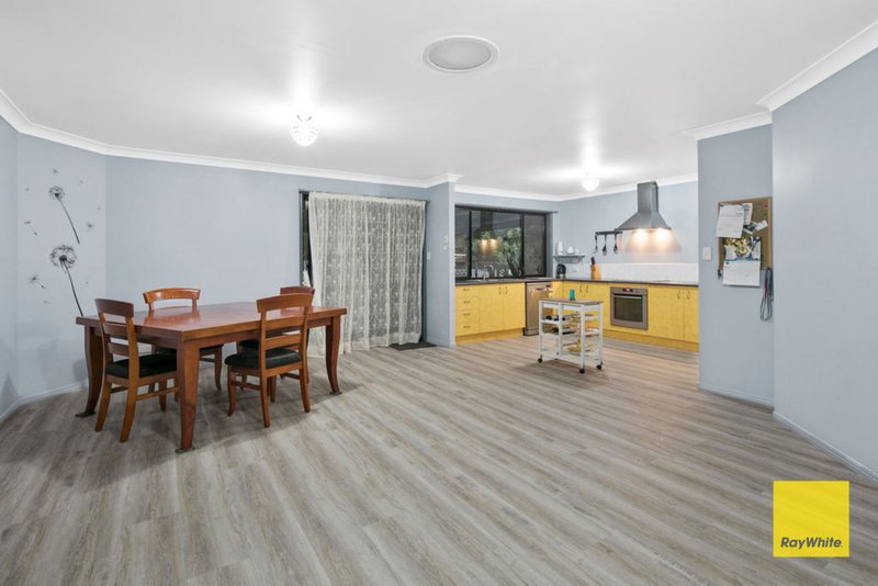 Photo - 8 Echidna Court, Capalaba QLD 4157 - Image 2