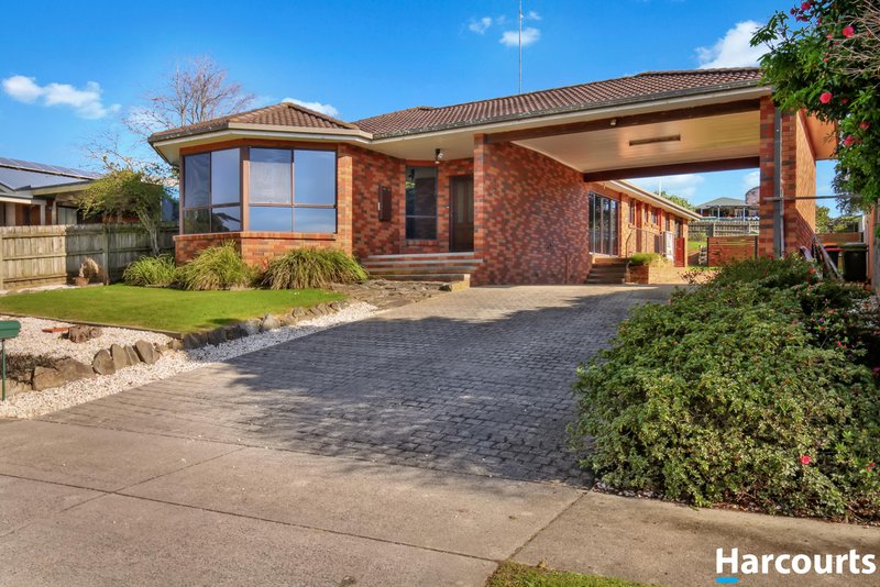 8 Eden Crescent, Leongatha VIC 3953