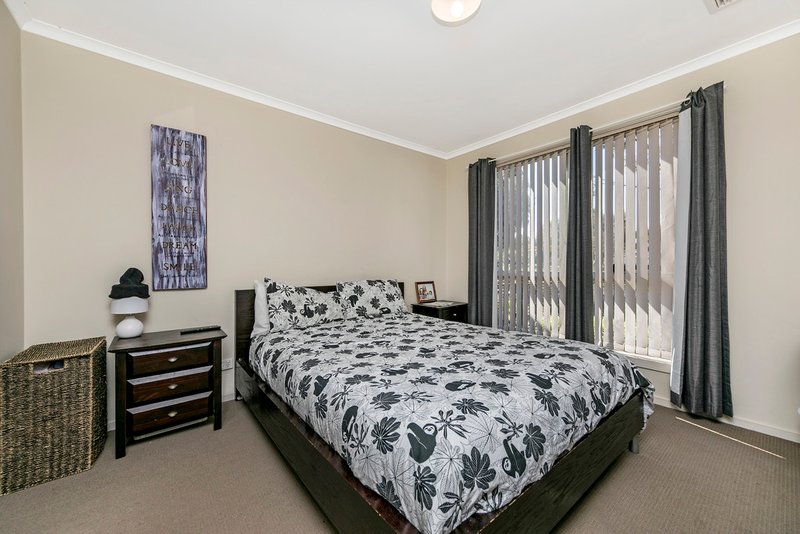 Photo - 8 Eden Lane, Andrews Farm SA 5114 - Image 4