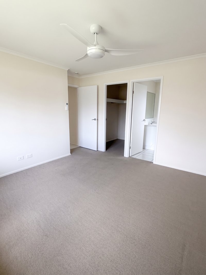 Photo - 8 Eel Place, Bongaree QLD 4507 - Image 13