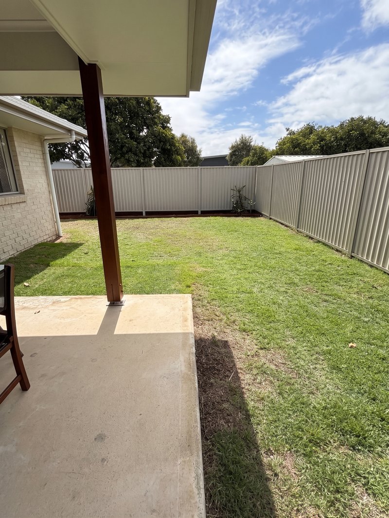 Photo - 8 Eel Place, Bongaree QLD 4507 - Image 18