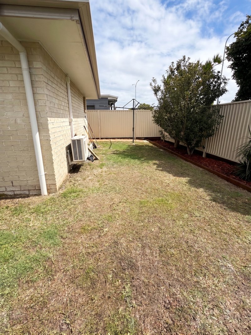 Photo - 8 Eel Place, Bongaree QLD 4507 - Image 19