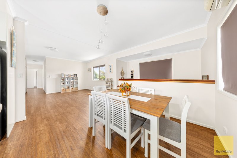 Photo - 8 Egan Street, Emerald QLD 4720 - Image 2