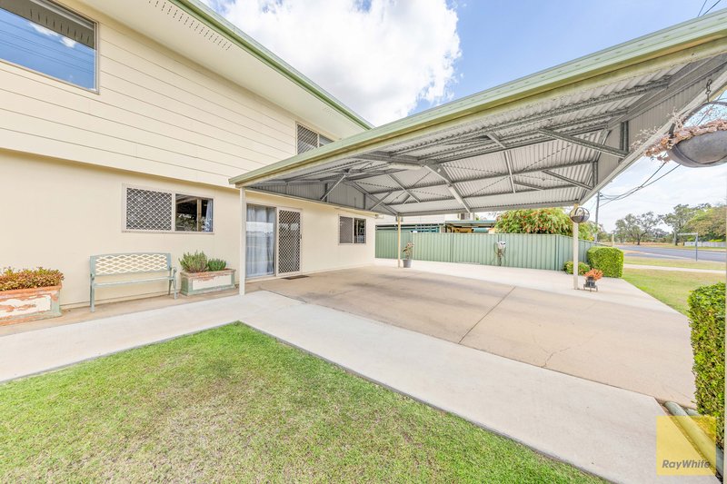 Photo - 8 Egan Street, Emerald QLD 4720 - Image 28