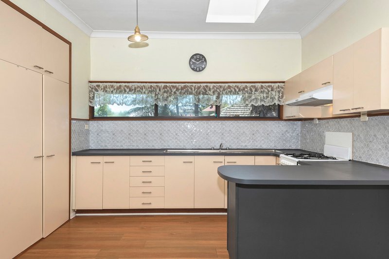 Photo - 8 Eggleton Street, Blacktown NSW 2148 - Image 2