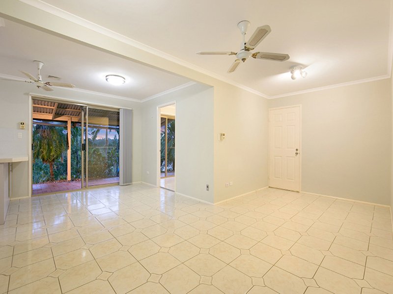 Photo - 8 Eginbah Court, Shailer Park QLD 4128 - Image 6