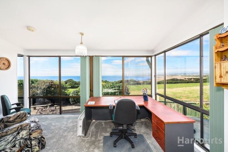 Photo - 8 Elanora Place, East Devonport TAS 7310 - Image 7