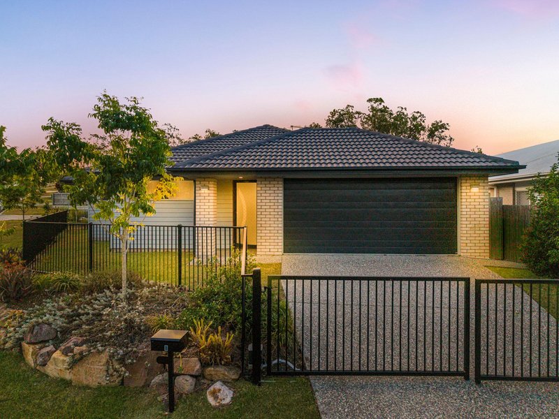 Photo - 8 Elder Parade, Collingwood Park QLD 4301 - Image 1