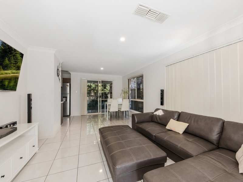 Photo - 8 Eliena Way, Upper Coomera QLD 4209 - Image 6