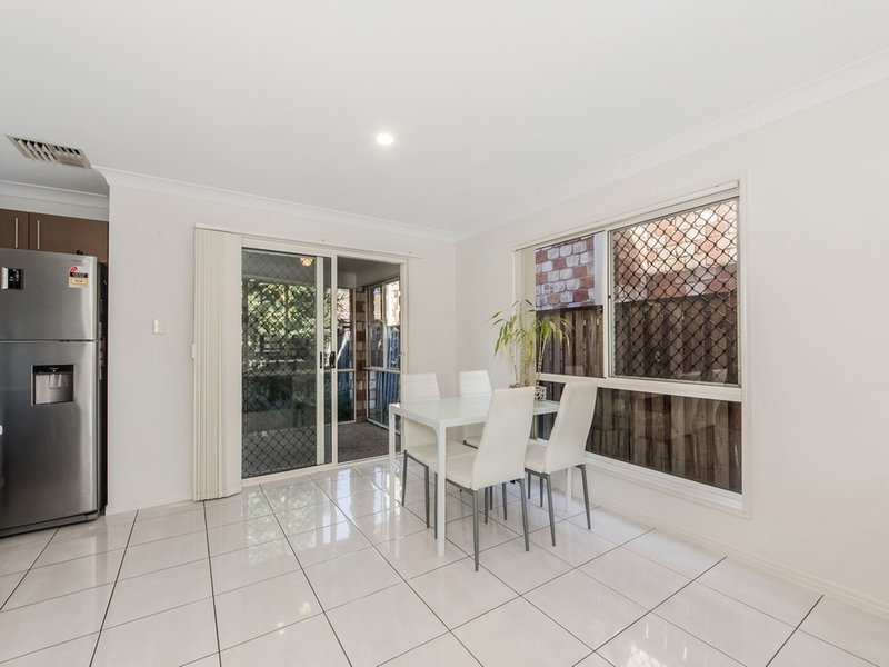 Photo - 8 Eliena Way, Upper Coomera QLD 4209 - Image 9