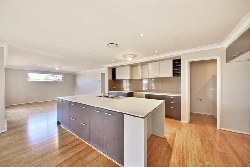 Photo - 8 Ellen Ridge, Harrington Park NSW 2567 - Image 3