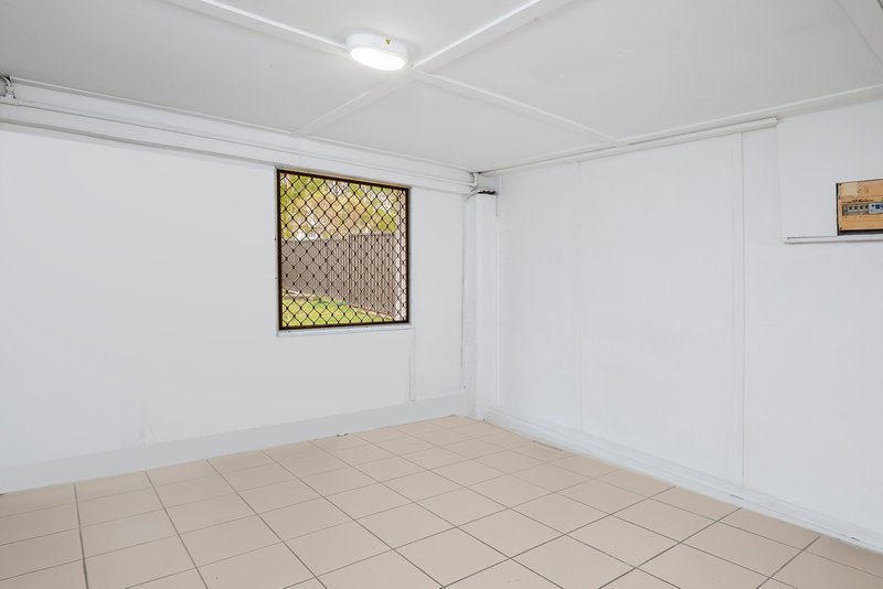 Photo - 8 Ellen Street, Kingston QLD 4114 - Image 15