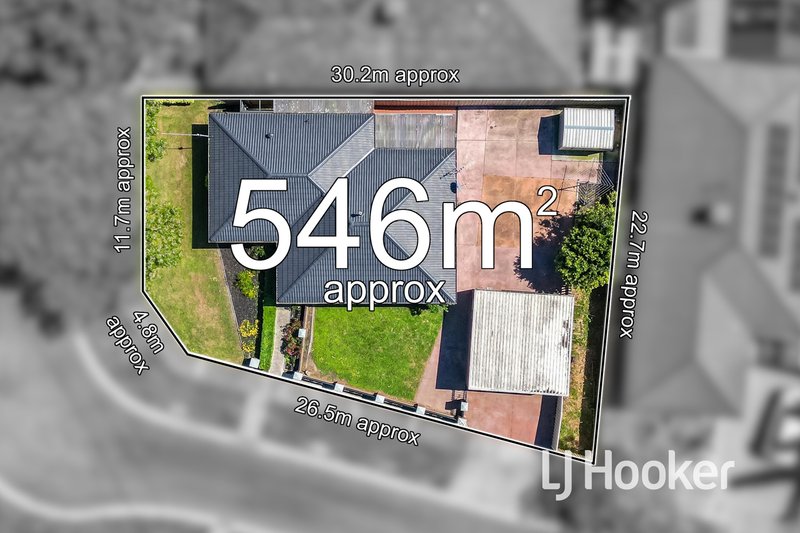 Photo - 8 Ellindale Close, Hampton Park VIC 3976 - Image 16