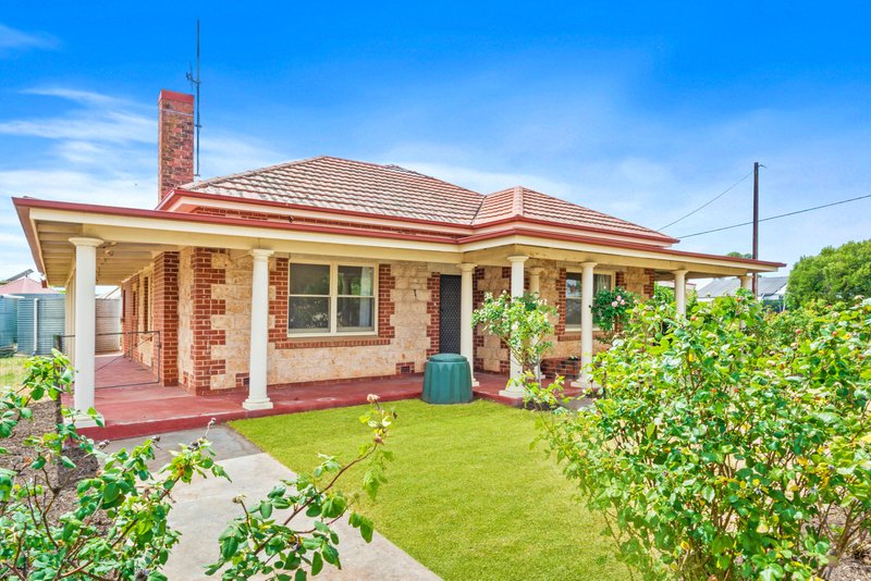 Photo - 8 Elliott Street, Strathalbyn SA 5255 - Image 2